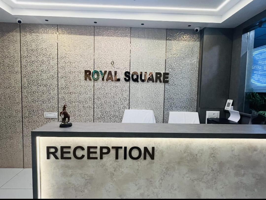 Hotel Royal Square 간디나가르 외부 사진